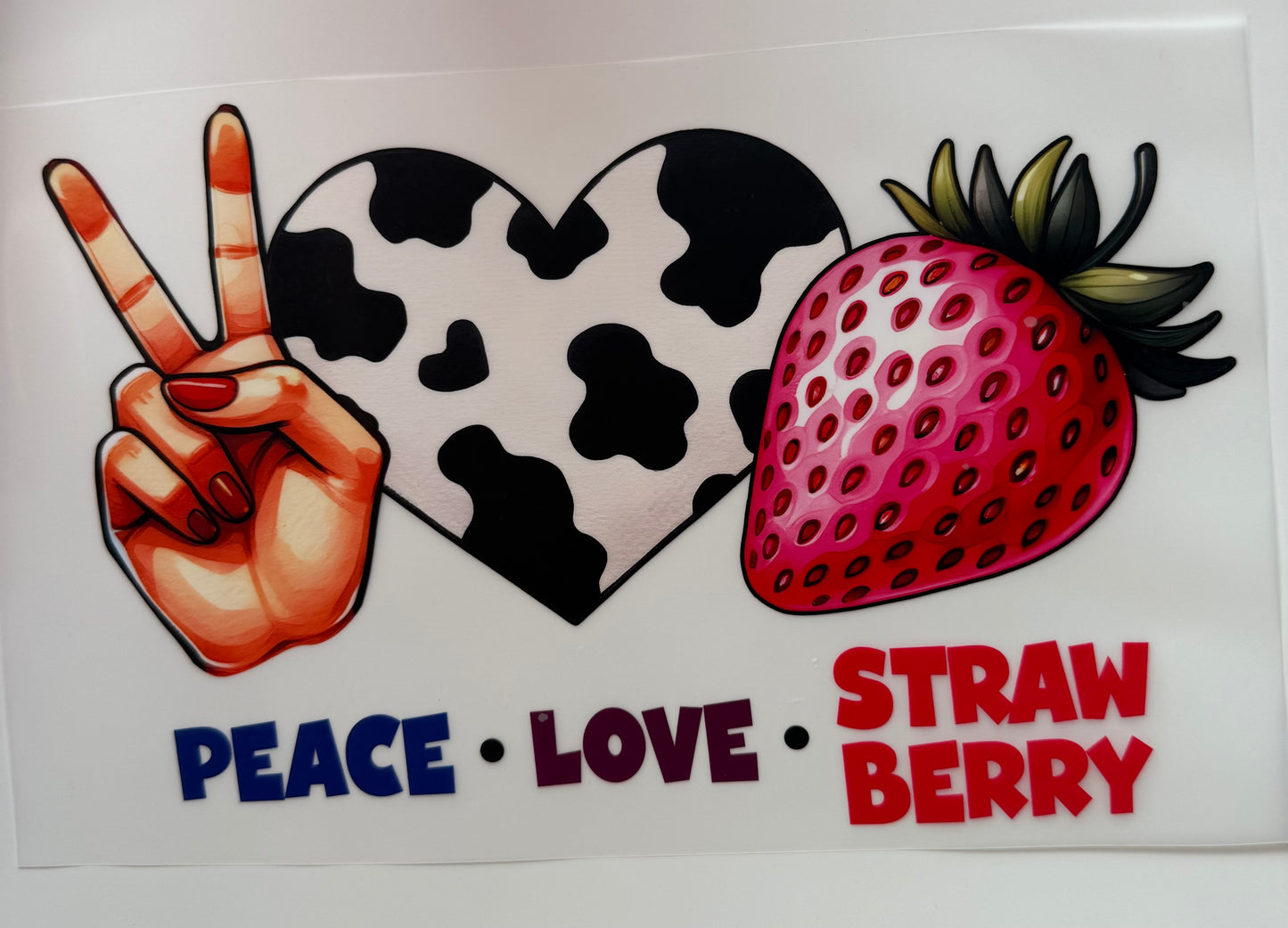Peace love strawberry 🍓🙌🏼