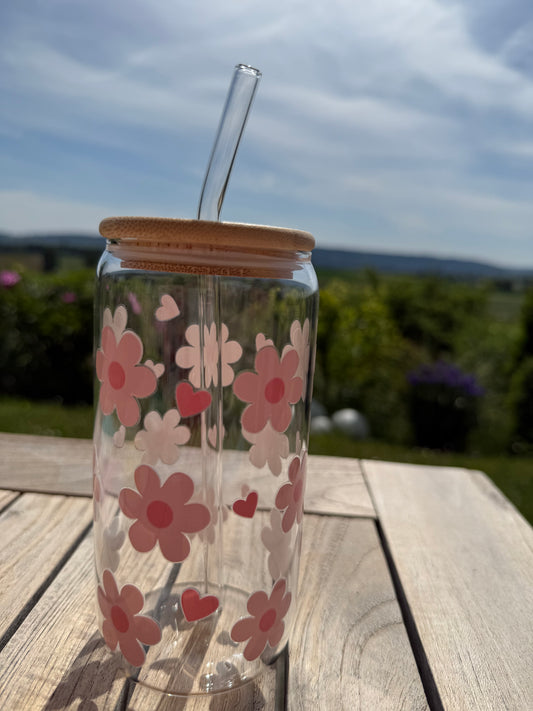Design-Trinkglas „Blütenzauber“ – 470 ml mit Bambusdeckel & Glasstrohhalm