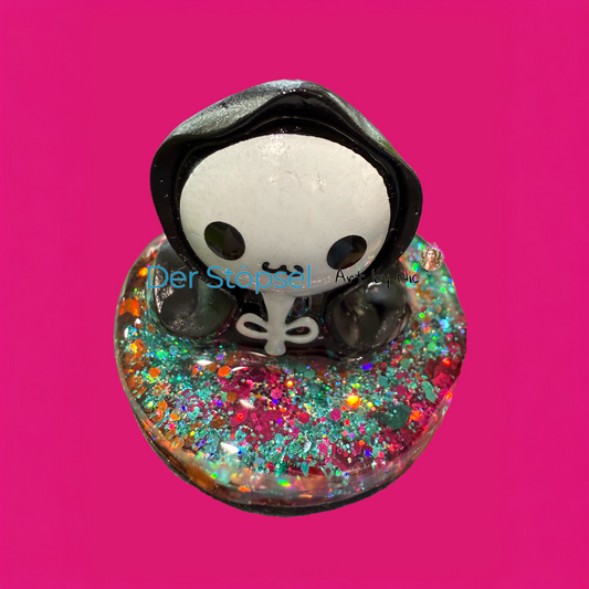 Der Stöpsel â Art by Nic | Halloween Edition âSensenmann Cutieâ