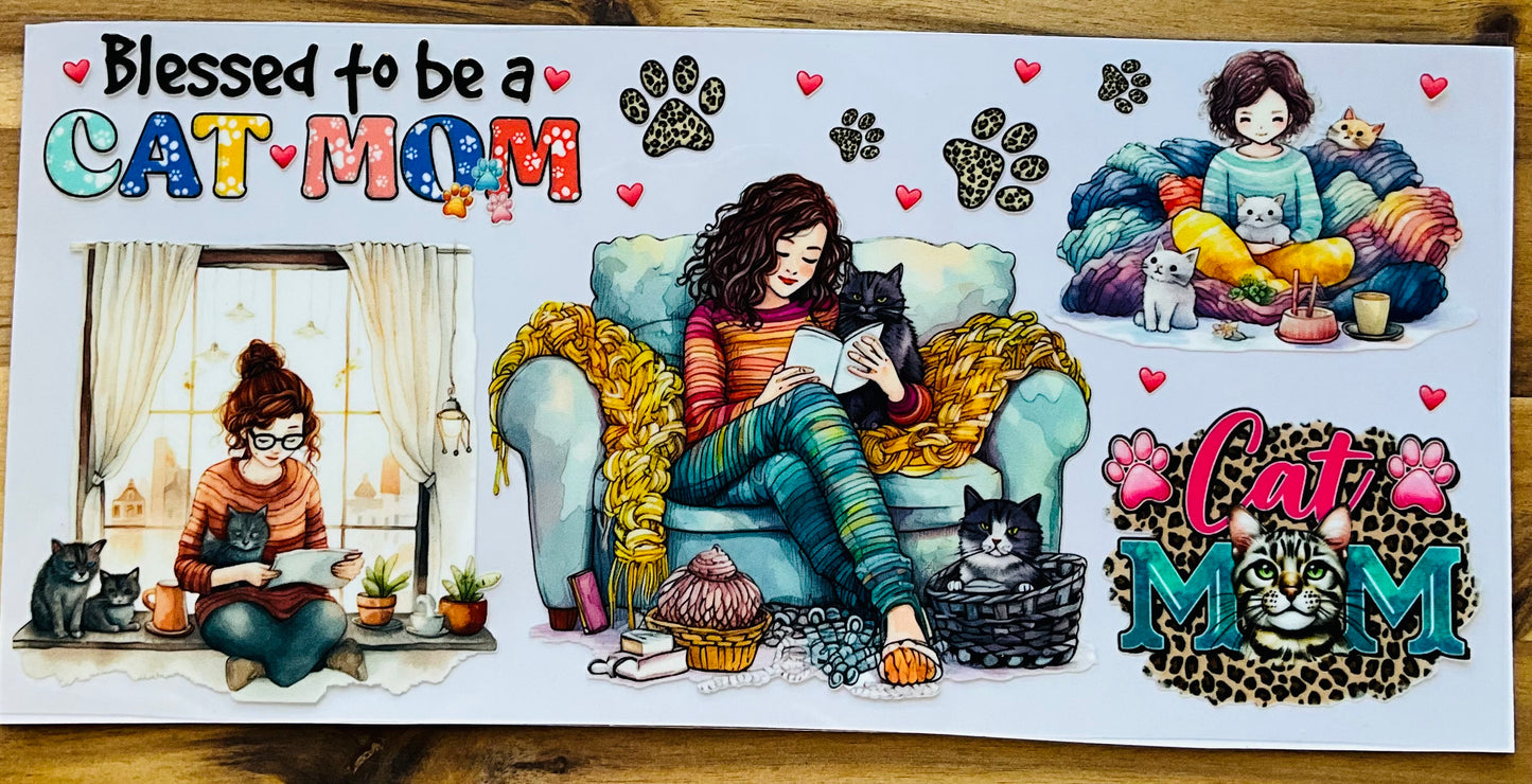 CAT mom 🩷