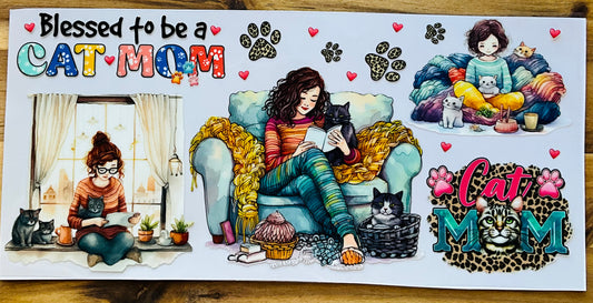 CAT mom 🩷