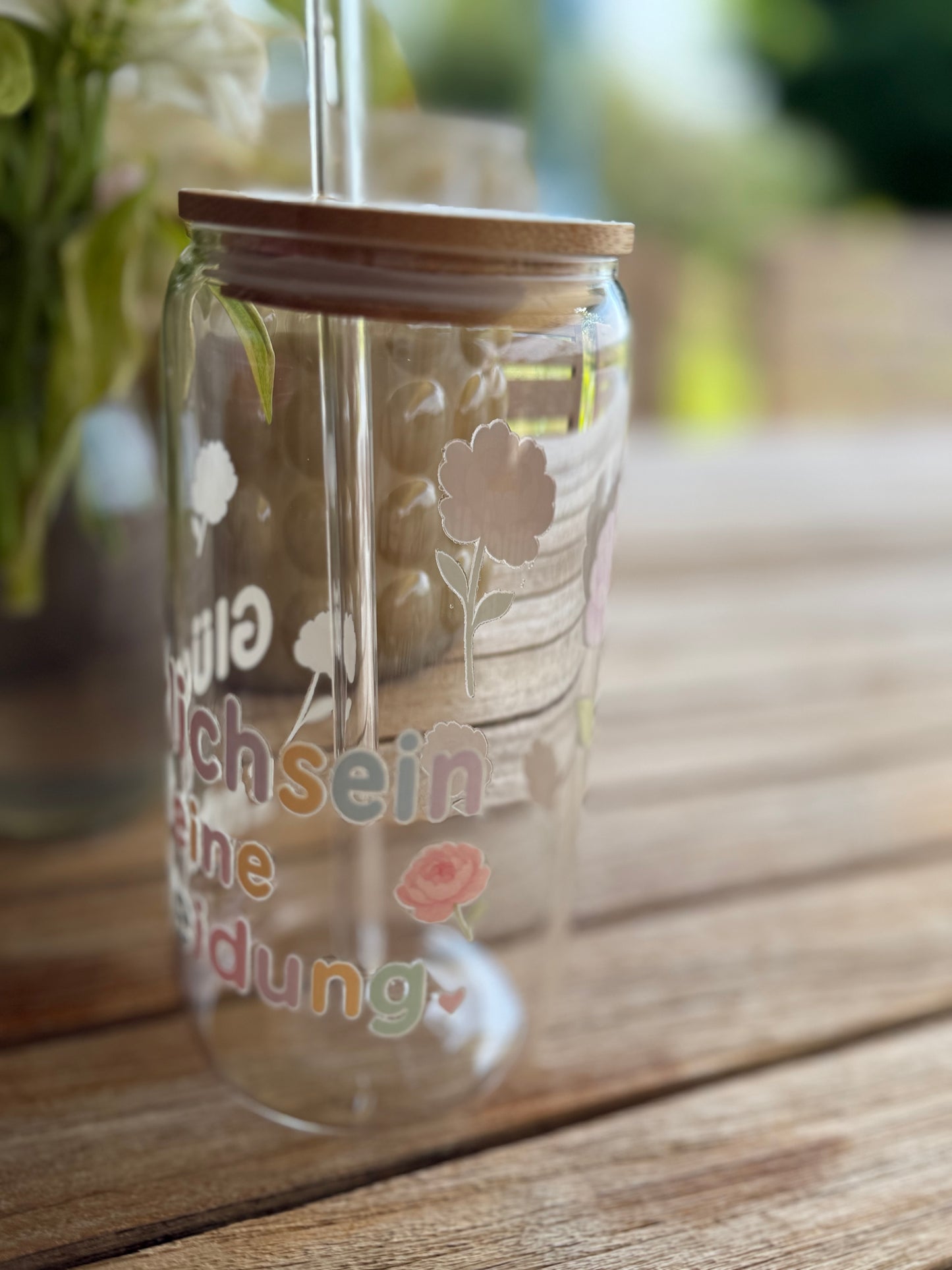 🌸 Glücklichsein ist eine Entscheidung – Design-Trinkglas