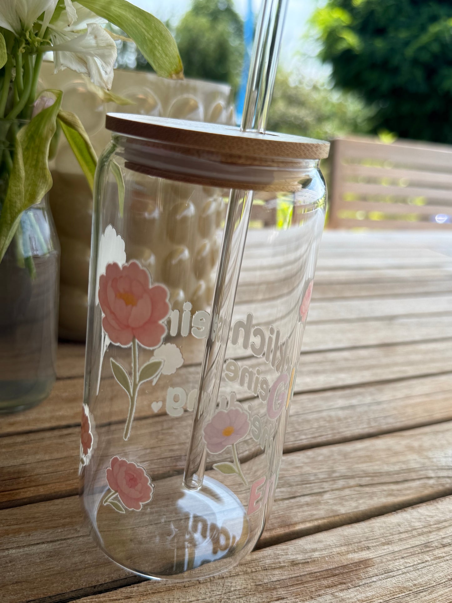 🌸 Glücklichsein ist eine Entscheidung – Design-Trinkglas