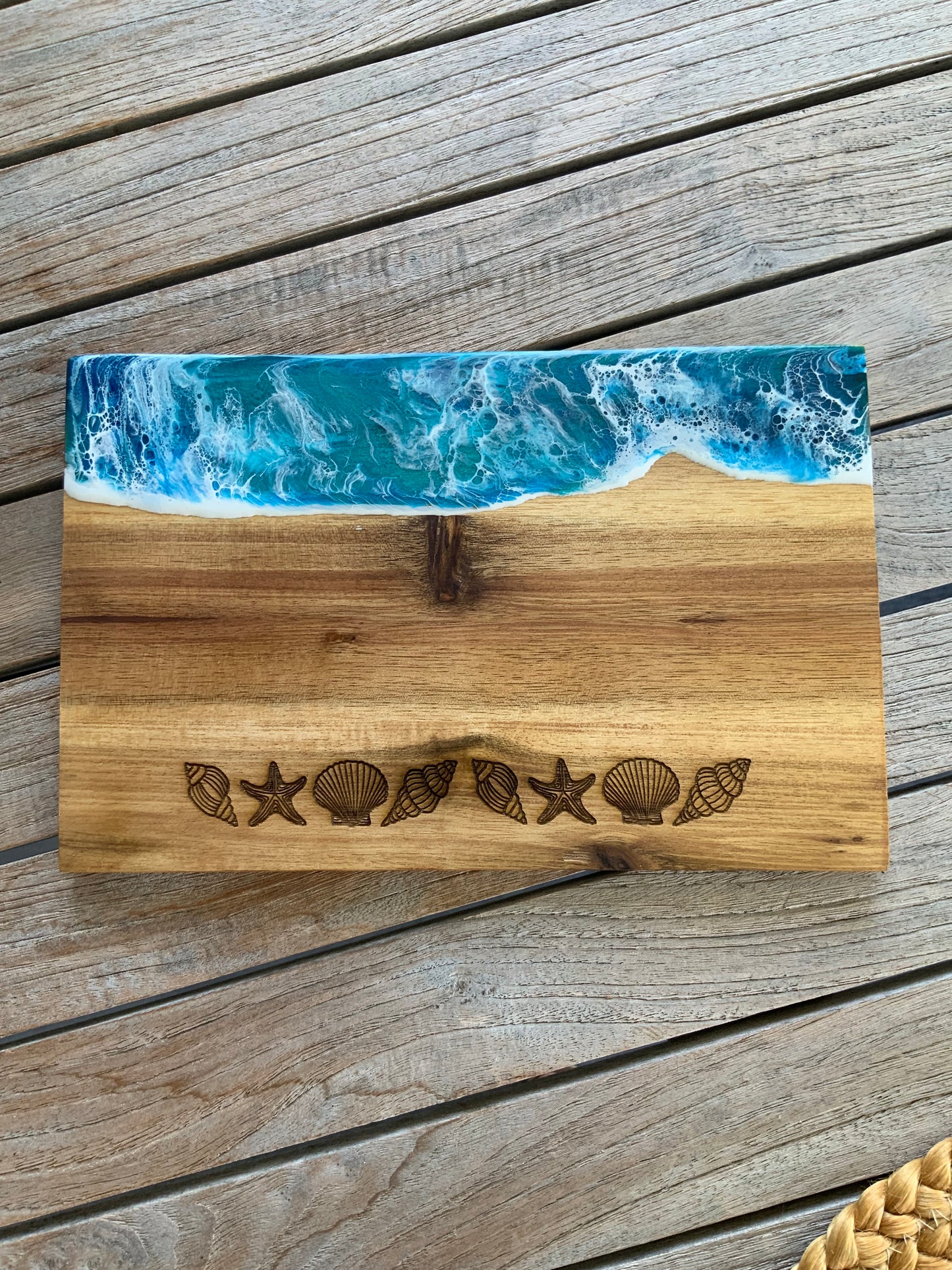Servierbrett „Meereszauber“ – Ocean Art trifft Muschelliebe