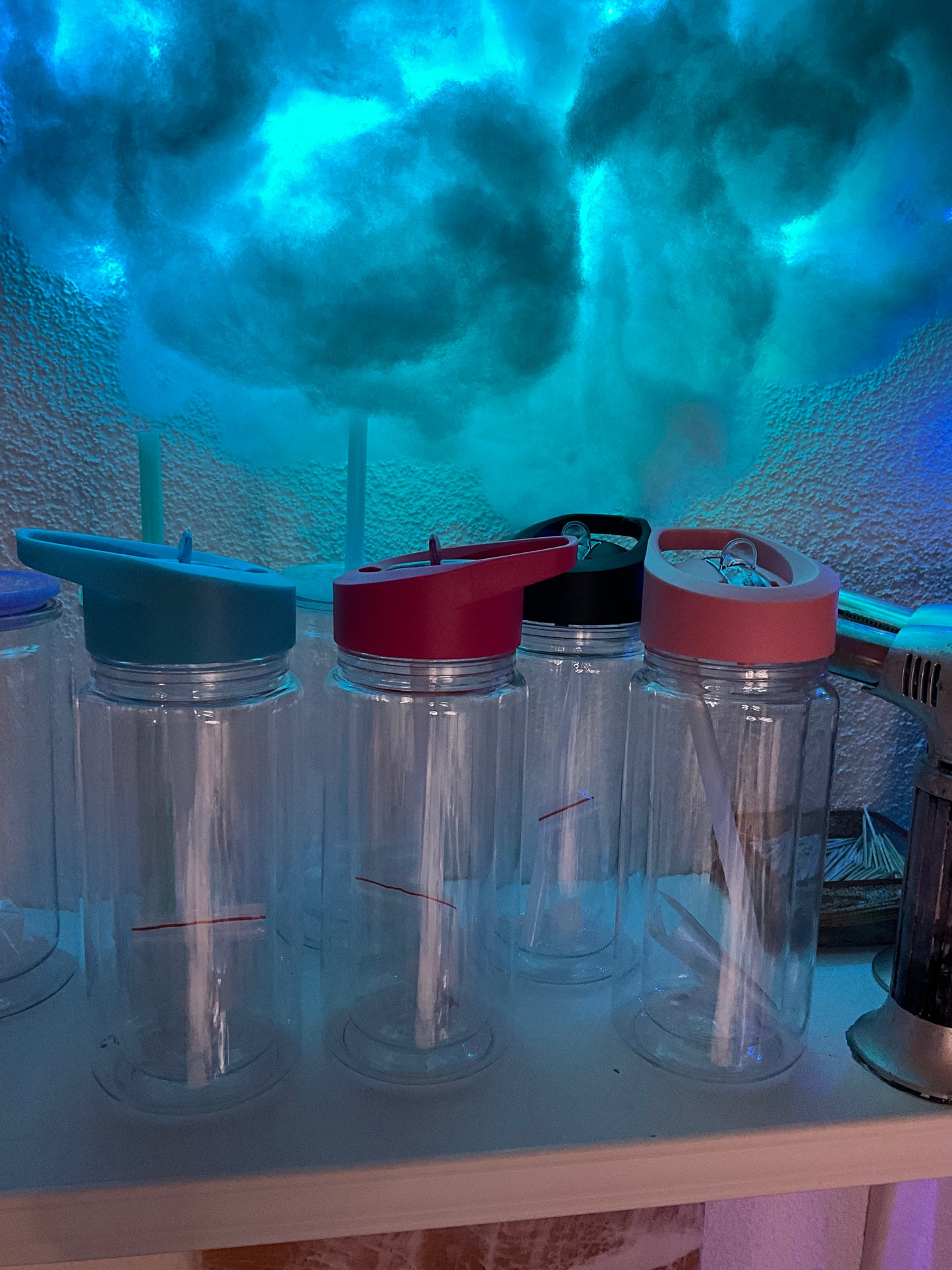 ✨ Snowglobe-Becher Flip-Top-Verschluss mit Trinkhalm – individuell & einzigartig ✨