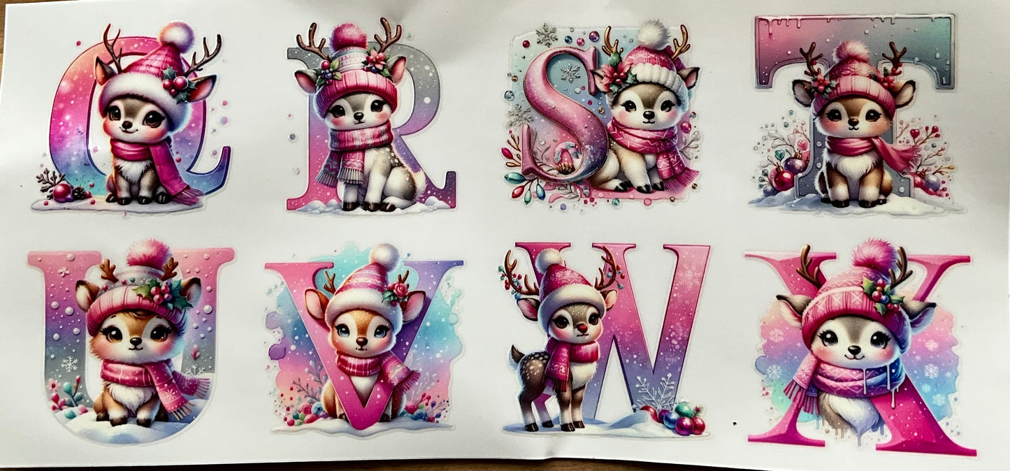 328 Alphabet rosa  Rentier  Grösse: von ca. 5cm mal  5cm