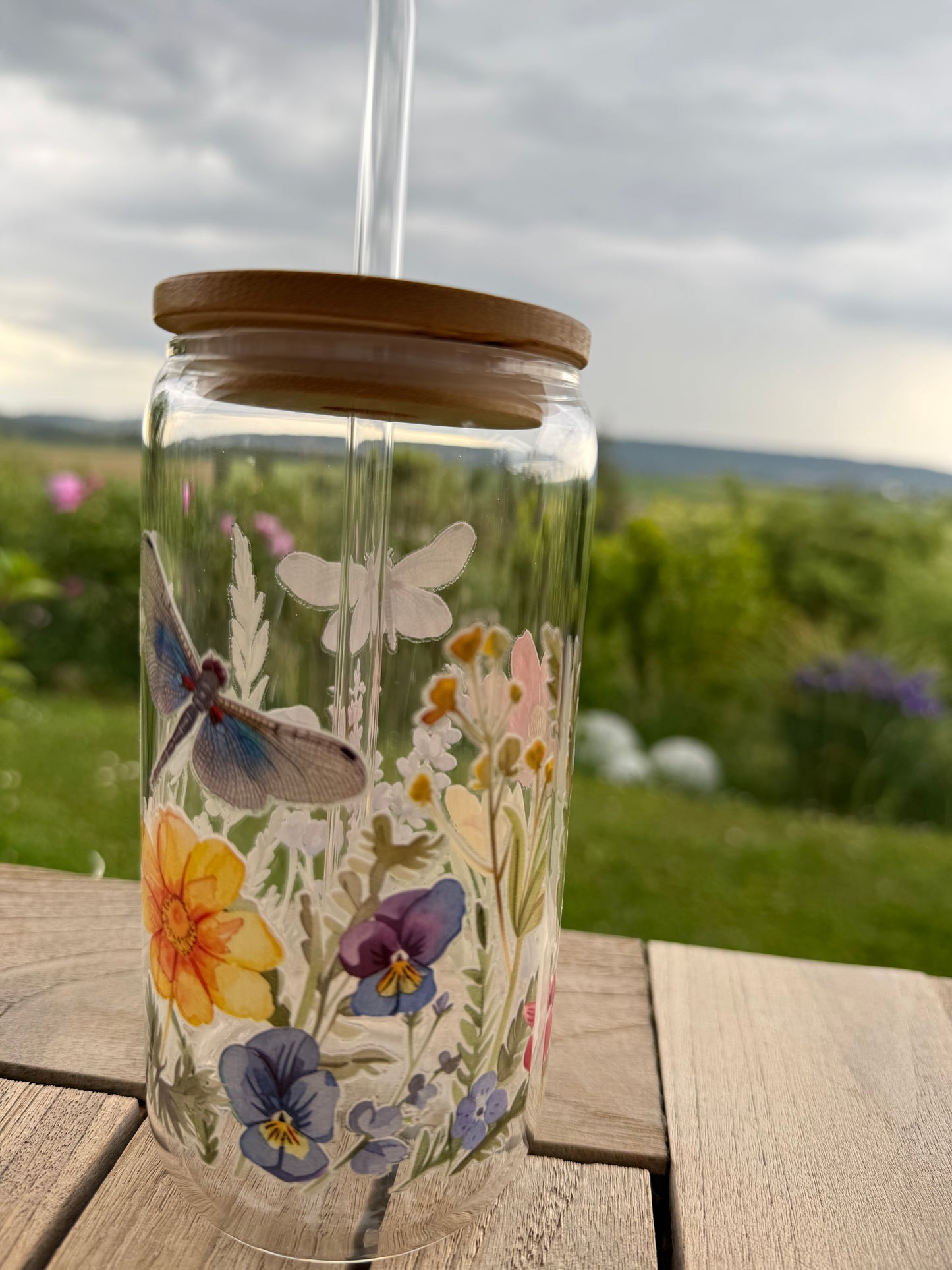 Wildblumen-Design-Trinkglas – 470 ml – Natürlich schön & handveredelt