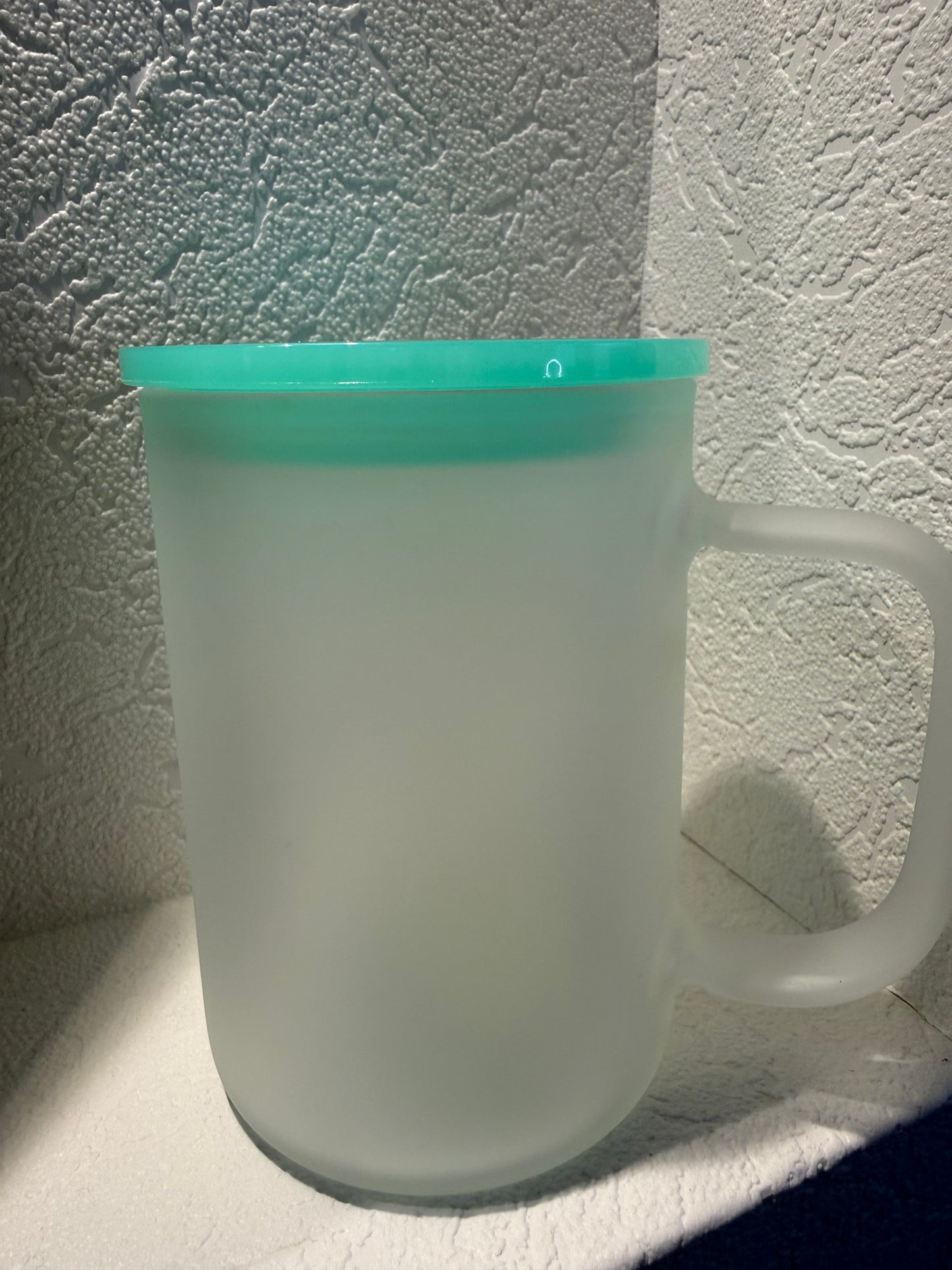 Frosted Glas Cup – handmade by Art by Nic 500ml individuell inklusive Sticker