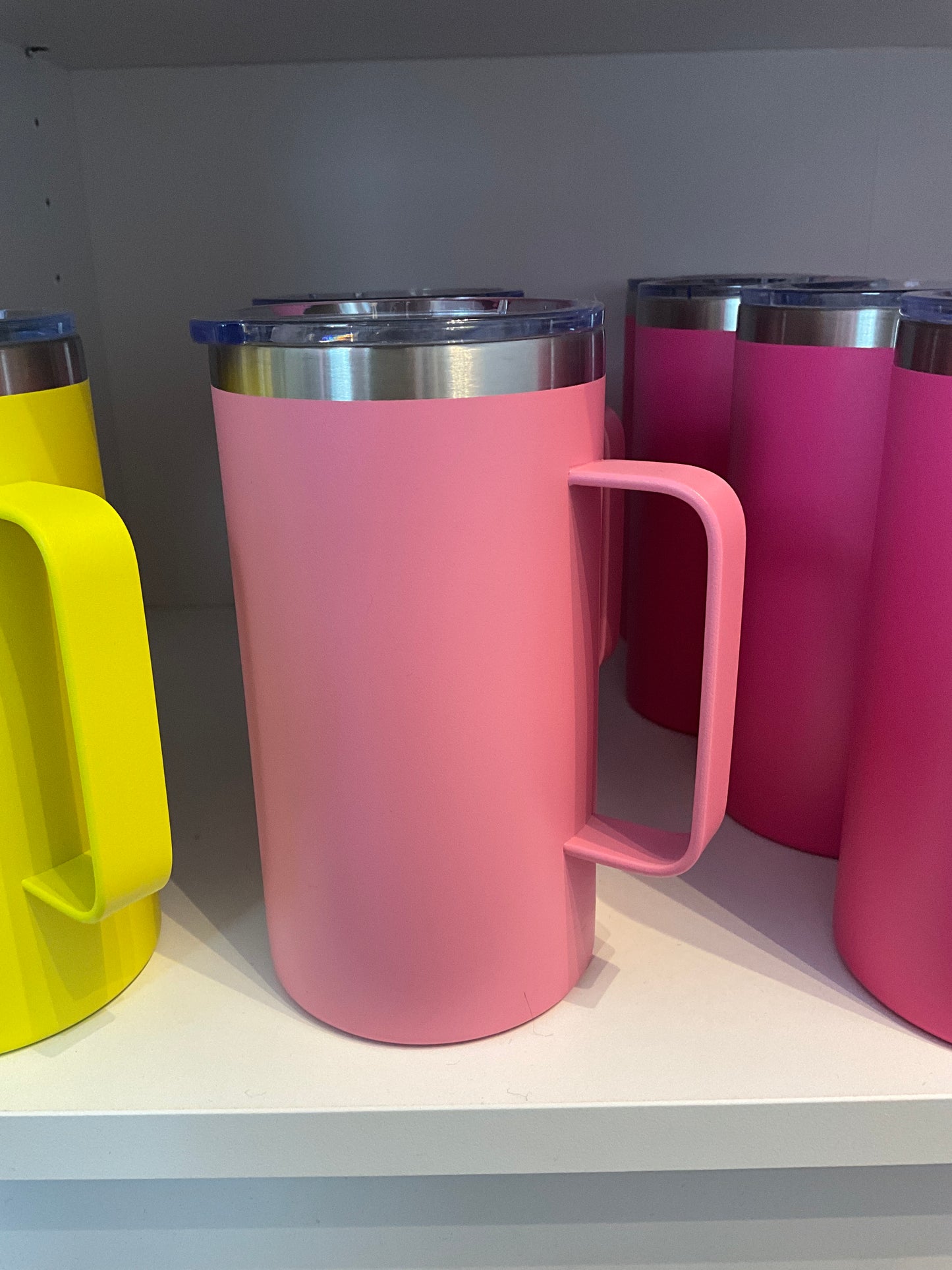 Edelstahl Becher mit Henkel sehr stylisch und individuell zu gestalten mit meinen tollen Stickern.