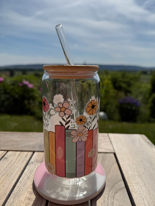 Design-Trinkglas „Booklover Edition“ – 470 ml – mit Bambusdeckel & Glasstrohhalm