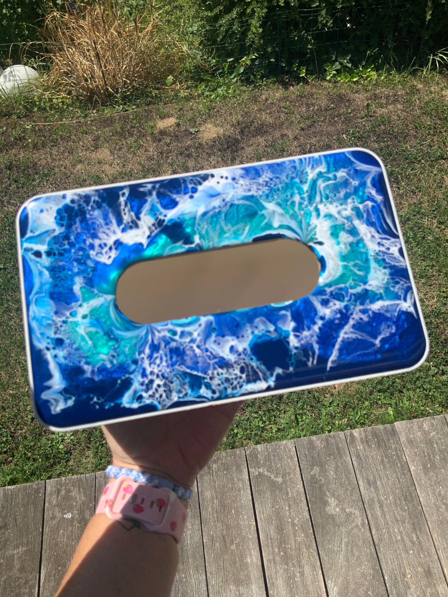 Taschentuchbox mit handveredeltem Resin-Deckel – Ocean Art Unikat