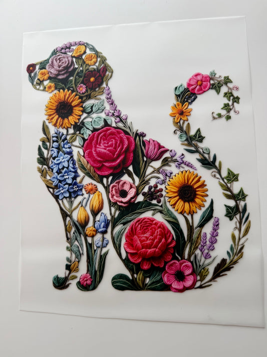 Hund mit Blumen