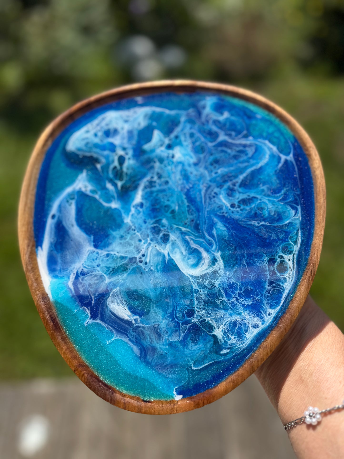 Ocean Art Tellerchen – Akazienholz trifft auf Meereskunst 🌊✨