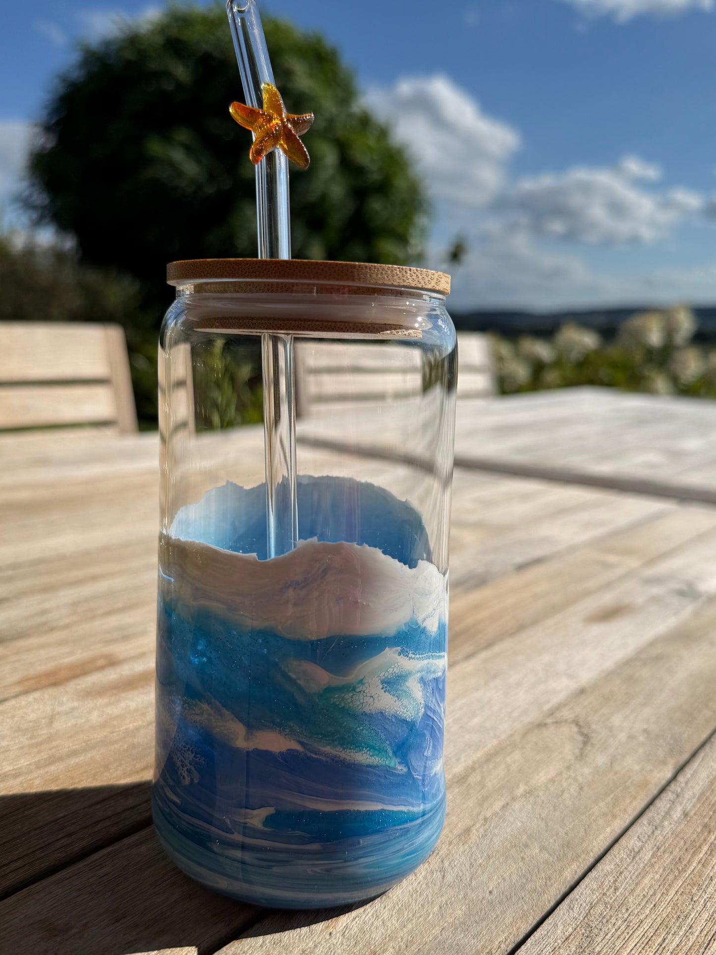 Ocean Art Trinkglas – handgegossen mit Resin 💙🩵💙