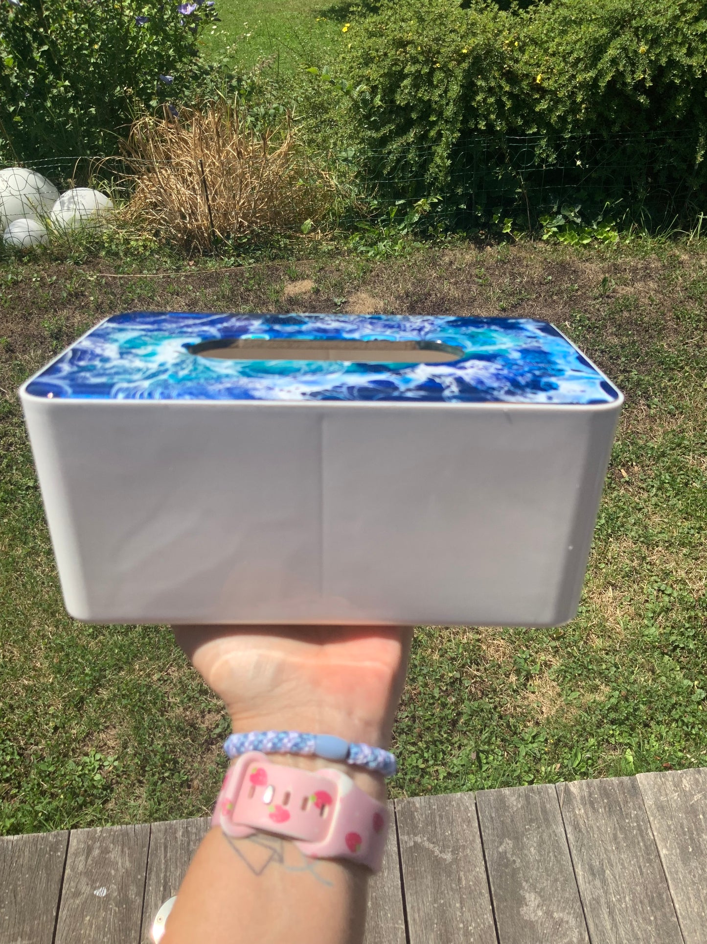 Taschentuchbox mit handveredeltem Resin-Deckel – Ocean Art Unikat