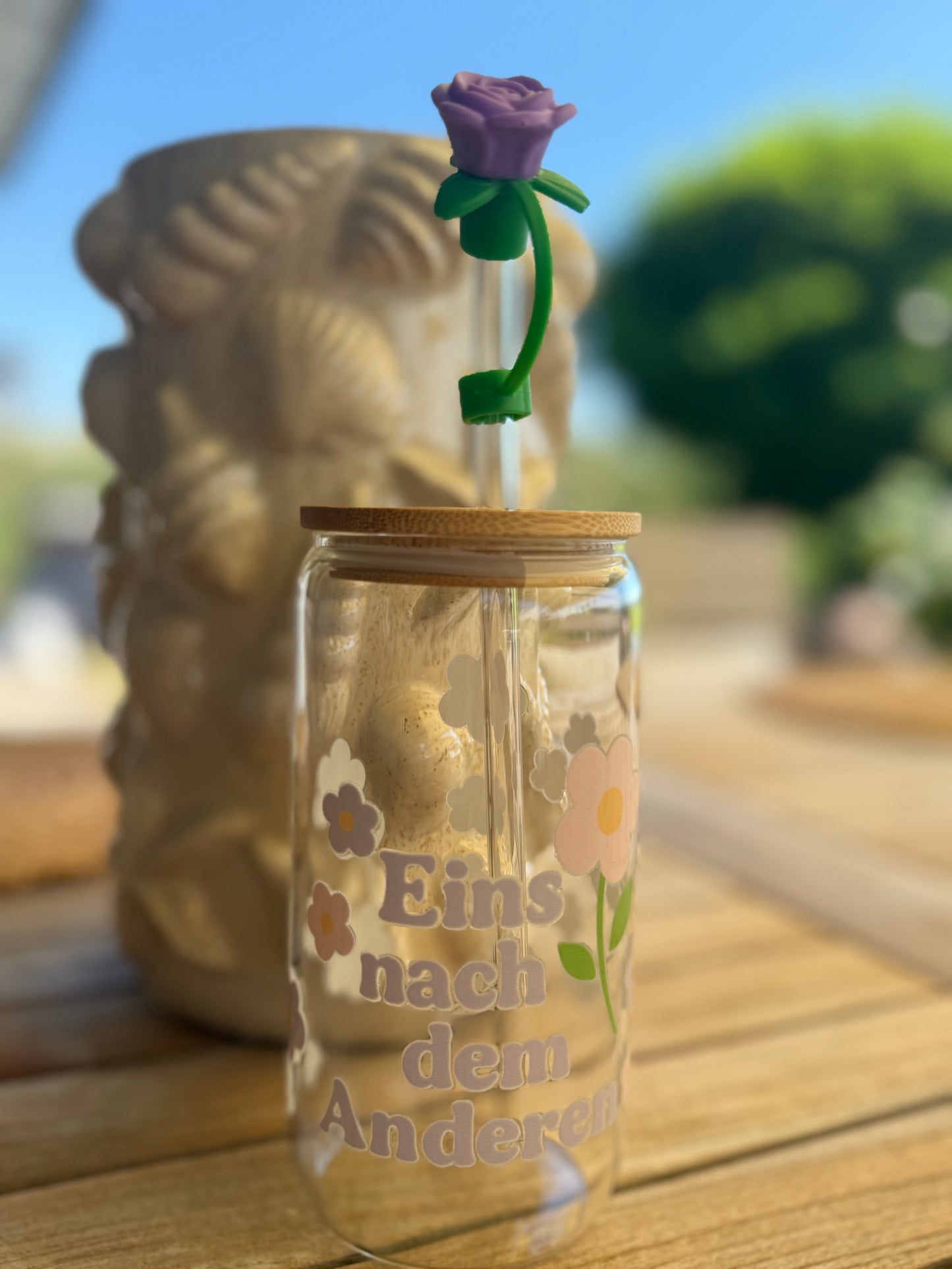 Design-Trinkglas „Eins nach dem Anderen“ – Original Art by Nic