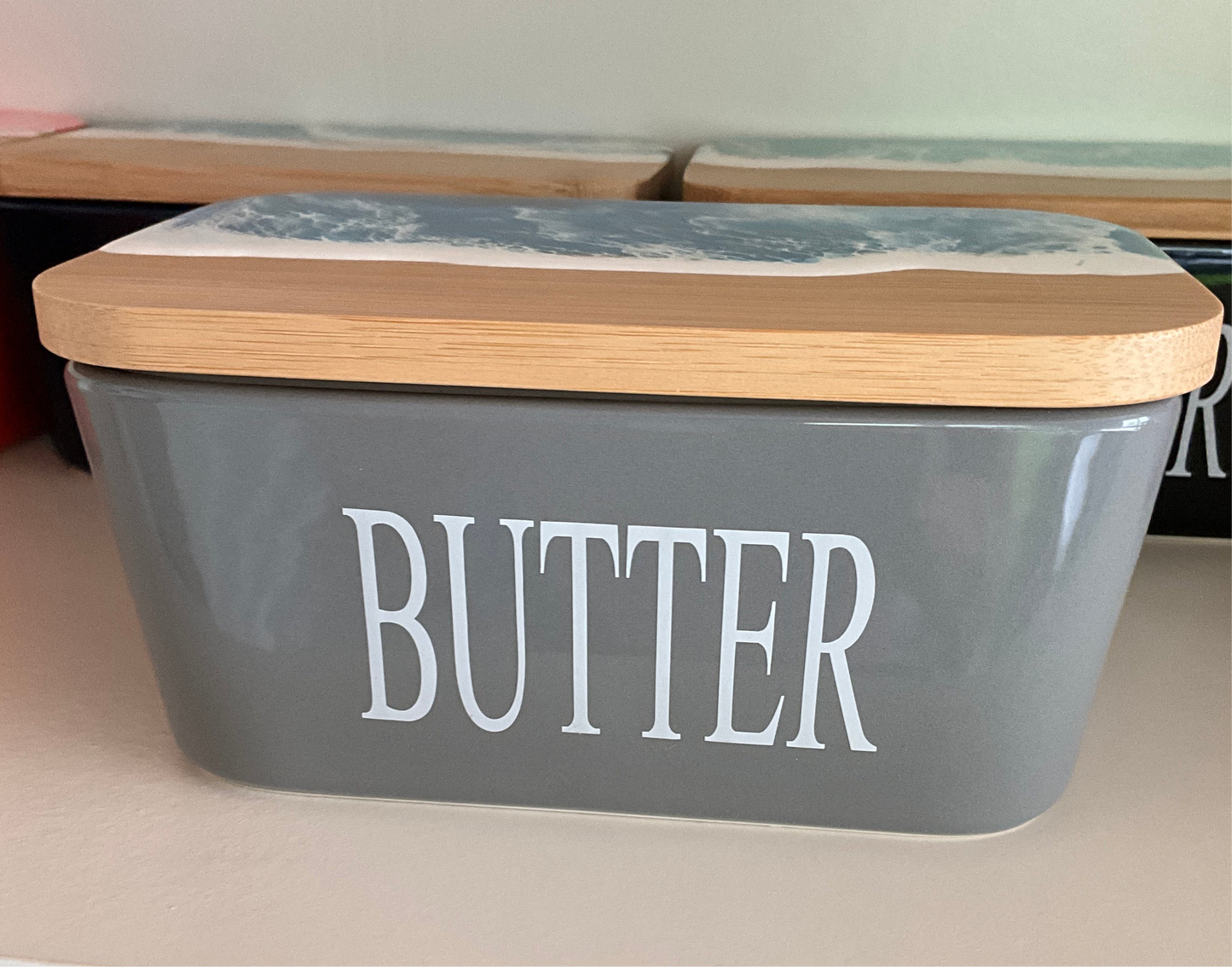 Butterdose mit Ocean Art Deckel aus Resin Bambus Keramik handveredelt maritime Kuechendeko Geschenkidee Unikat Küchenaccessoire