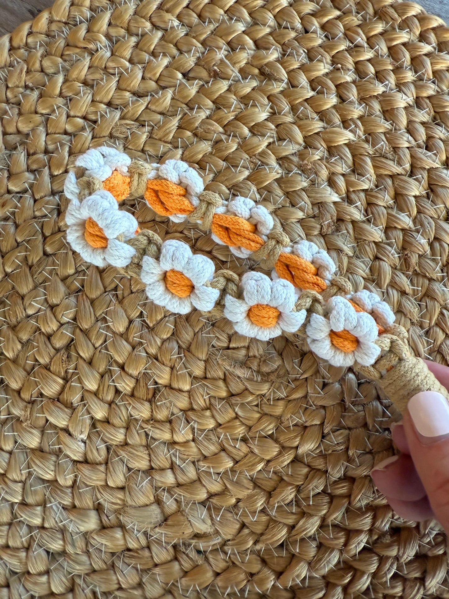 🌸 Makramee-Schlüsselband – Blumenliebe zum Mitnehmen 🌸