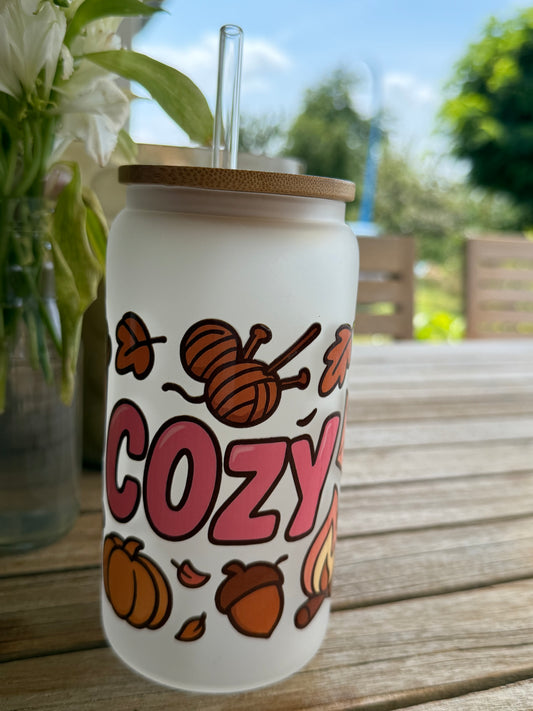 🍂 Design-Trinkglas „COZY VIBES“ – Frosted Edition – Art by Nic
