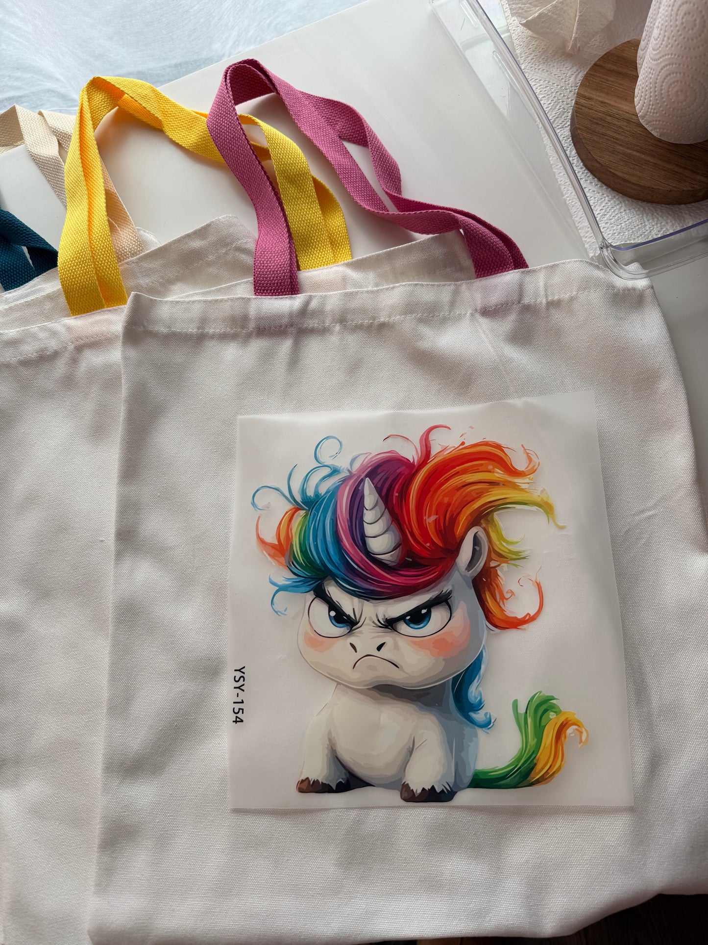 Bunte Henkel Tasche für Sticker 👜 Deine Tasche. Deine Idee. Dein Style.