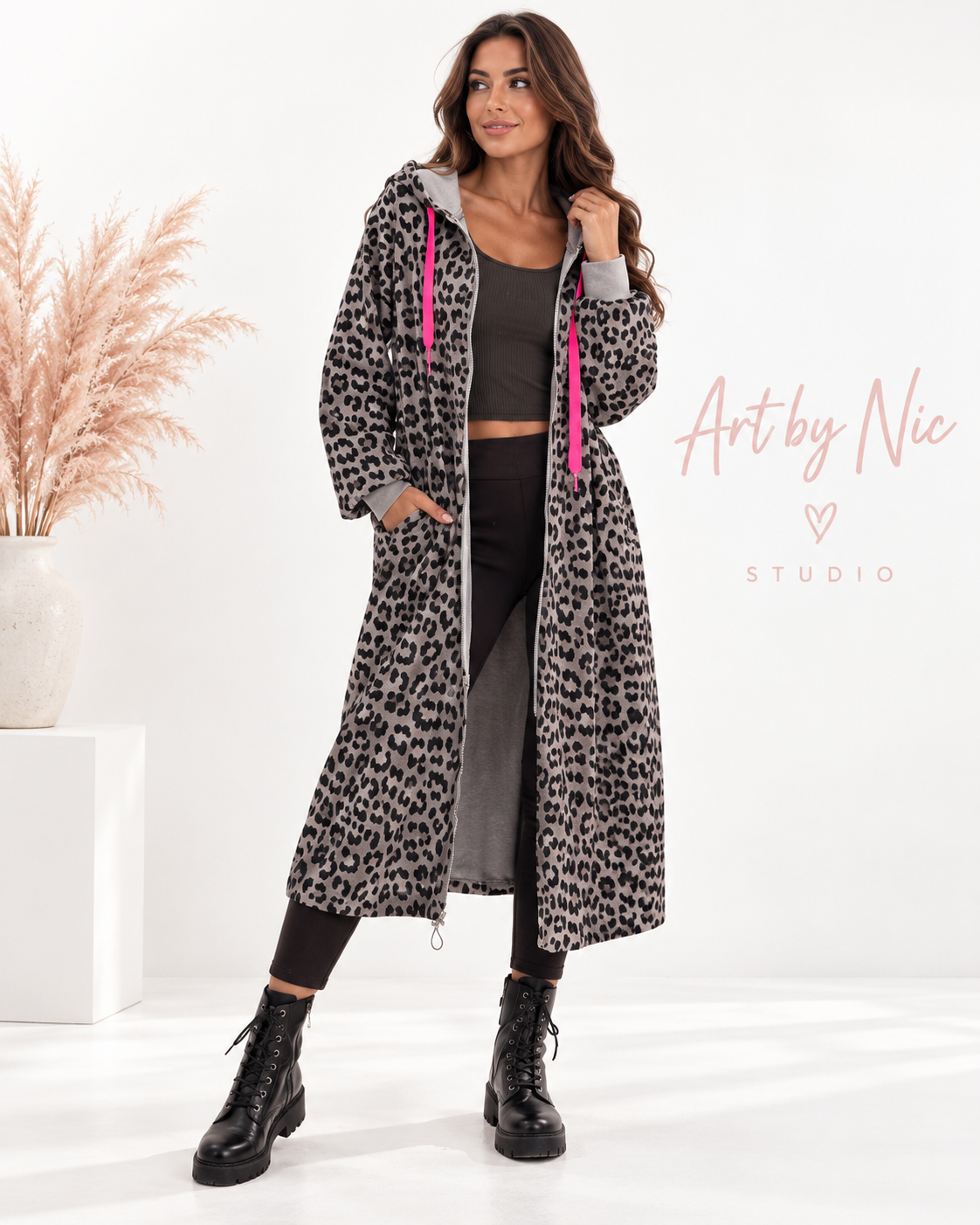 🐆 Leo Long Hoodie – Wild & Cozy